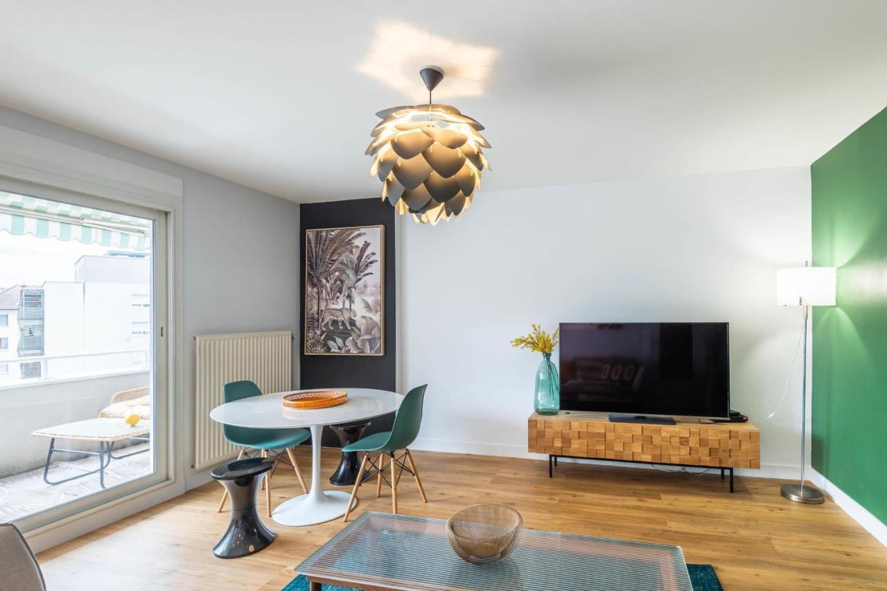 Florentine Furnished Flat Apartment อานซี ภายนอก รูปภาพ