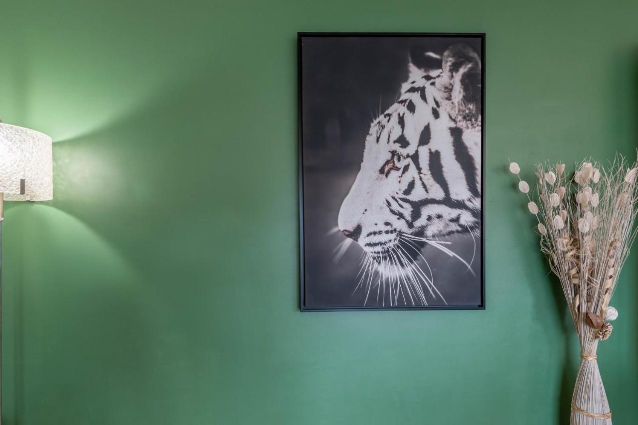 Florentine Furnished Flat Apartment อานซี ภายนอก รูปภาพ